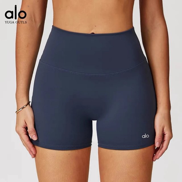 Alo Pants: seller detail photo 5