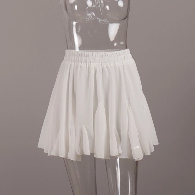 Alo Skirt: seller detail photo 3