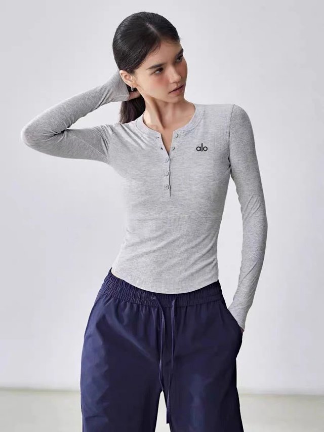 Alo Long Tee: seller detail photo 4