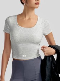 Alo Tee — seller photo 3