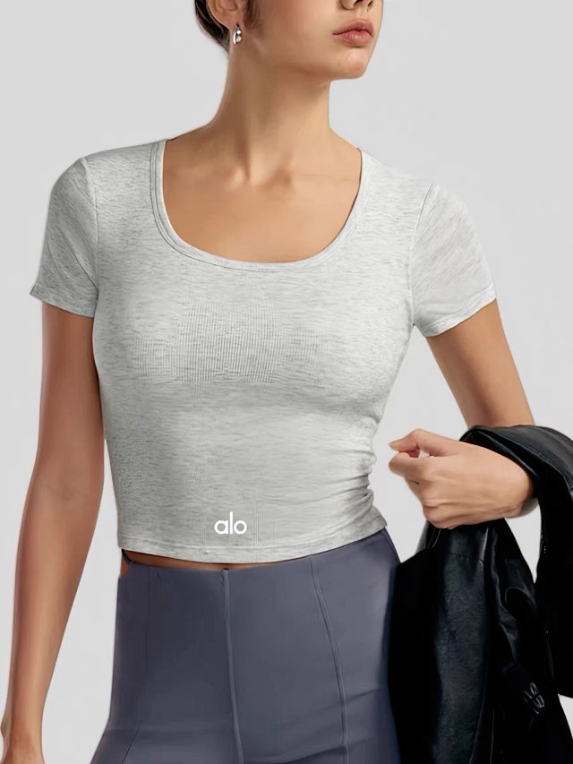 Alo Tee: seller detail photo 2