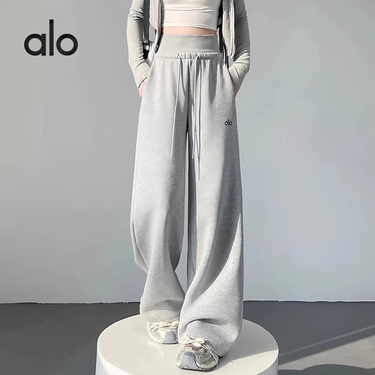 Alo Trousers High-waisted wide-leg drawstring sweatpants image 3