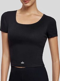 Alo Tee — seller photo 6