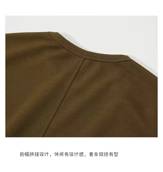 Alo Vests Sleeveless crewneck cotton vest with curved hem product detail image 20