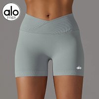 Alo Short — seller photo 8