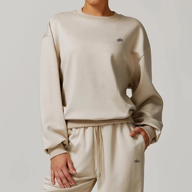 Alo Hoodies & Sweatshirts Crewneck long-sleeve sweatshirt product detail image 21