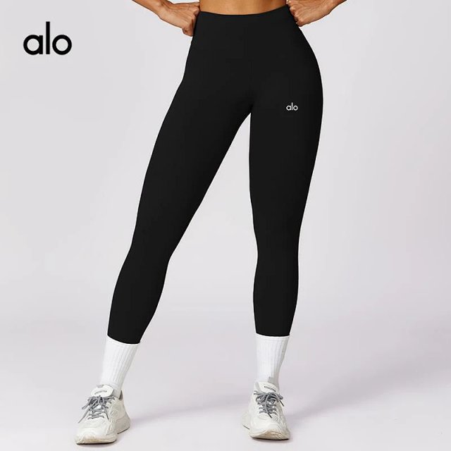 Alo Pants: seller detail photo 2