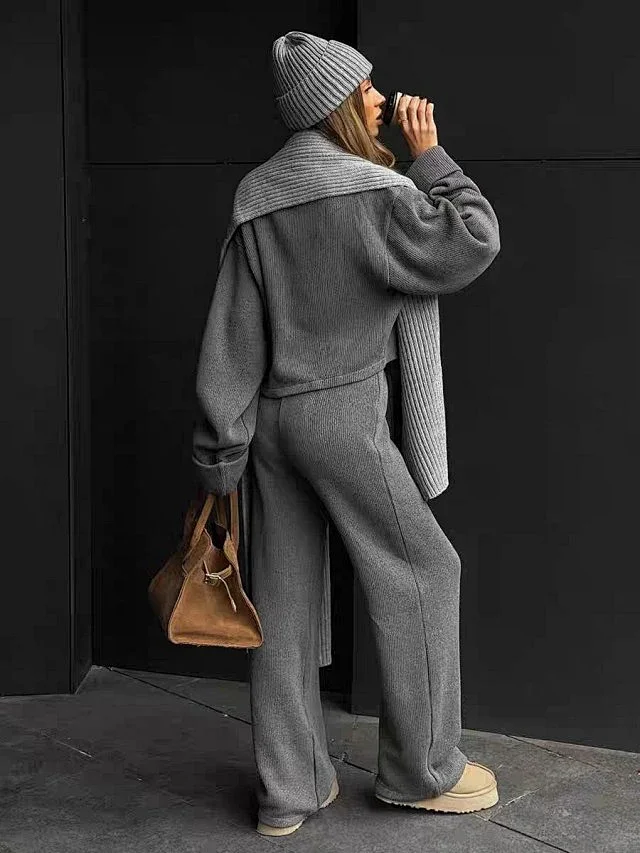 Alo Tracksuits Knitted zip-up jacket and wide-leg trousers set product detail image 13