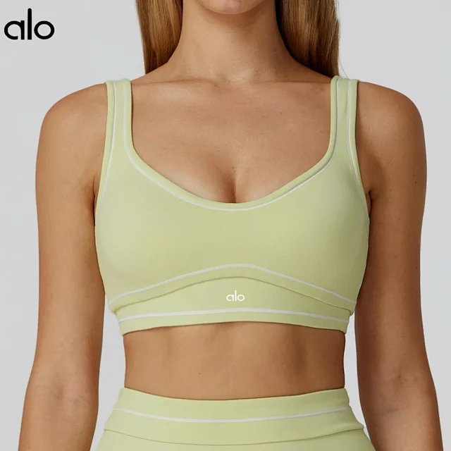 Alo Underwear Scoop-Neck Contrast-Trim Sports Bra product detail image 1