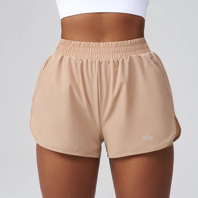 Alo Yoga Shorts Women's running with mesh liner and side pockets image 8