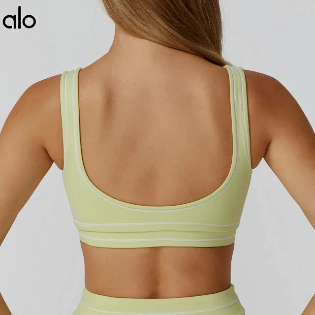 Alo Underwear Scoop-Neck Contrast-Trim Sports Bra product detail image 2