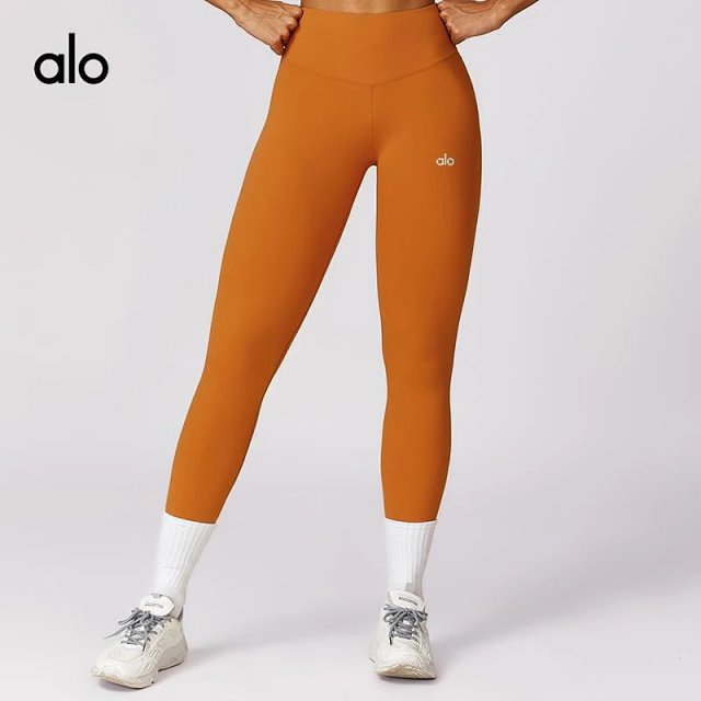 Alo Pants: seller detail photo 4
