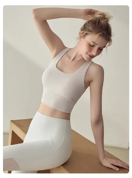 Design Sports Bra in Burgundy with High-Waisted White Leggings Set Activewear - 30