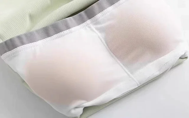 Alo Yoga Vests Ribbed sleeveless athletic vest with built-in padding product detail image 38