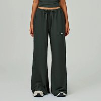 Alo Pants — seller photo 9
