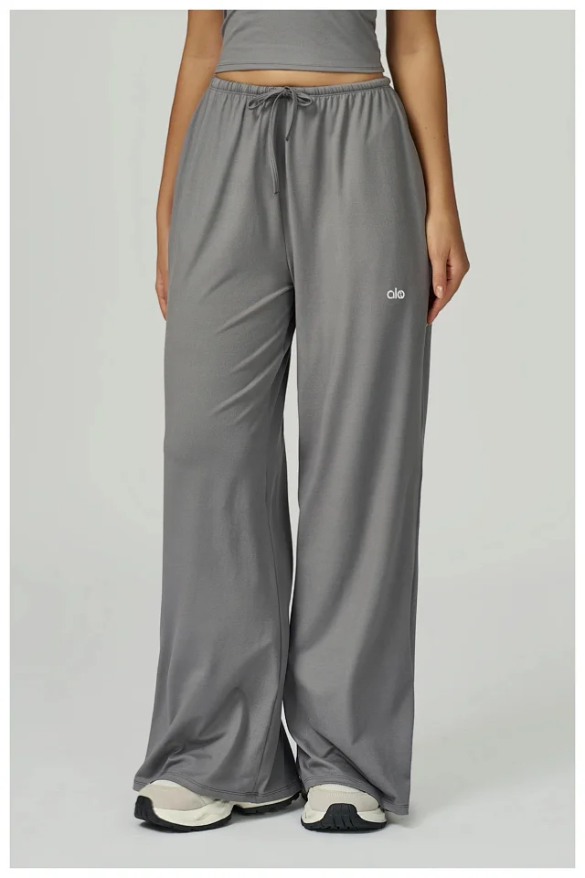 alo Trousers Wide-Leg Drawstring product detail image 25