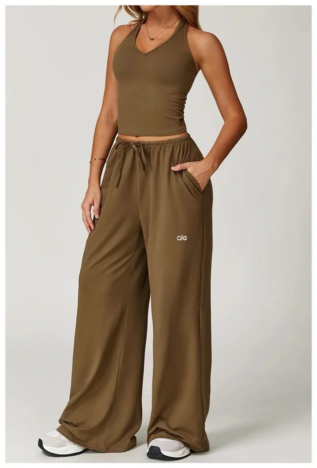 alo Trousers Wide-Leg Drawstring product detail image 43