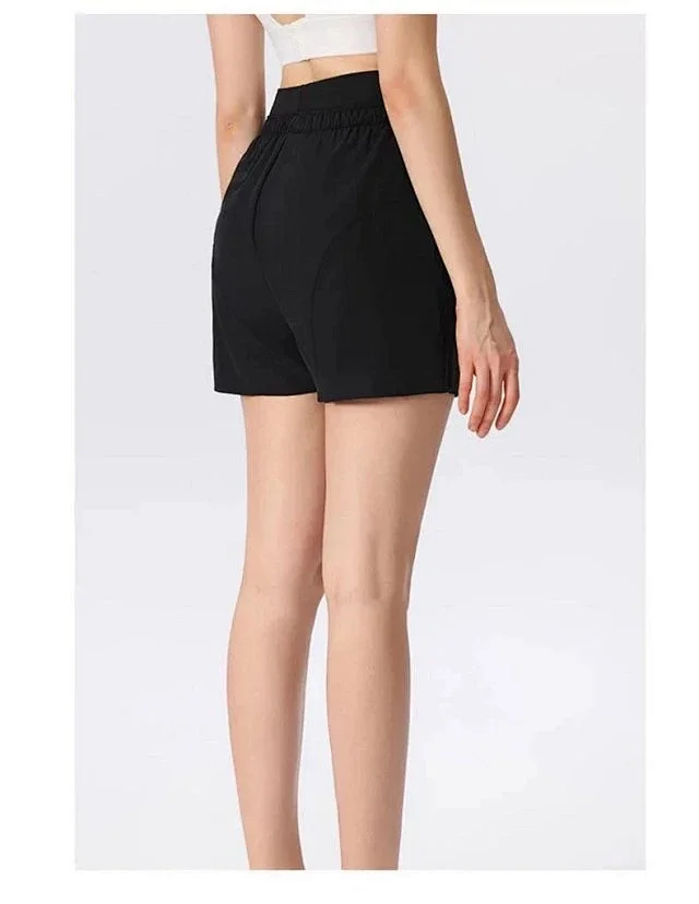 Alo Yoga Shorts High-waisted curved-seam athletic product detail image 17