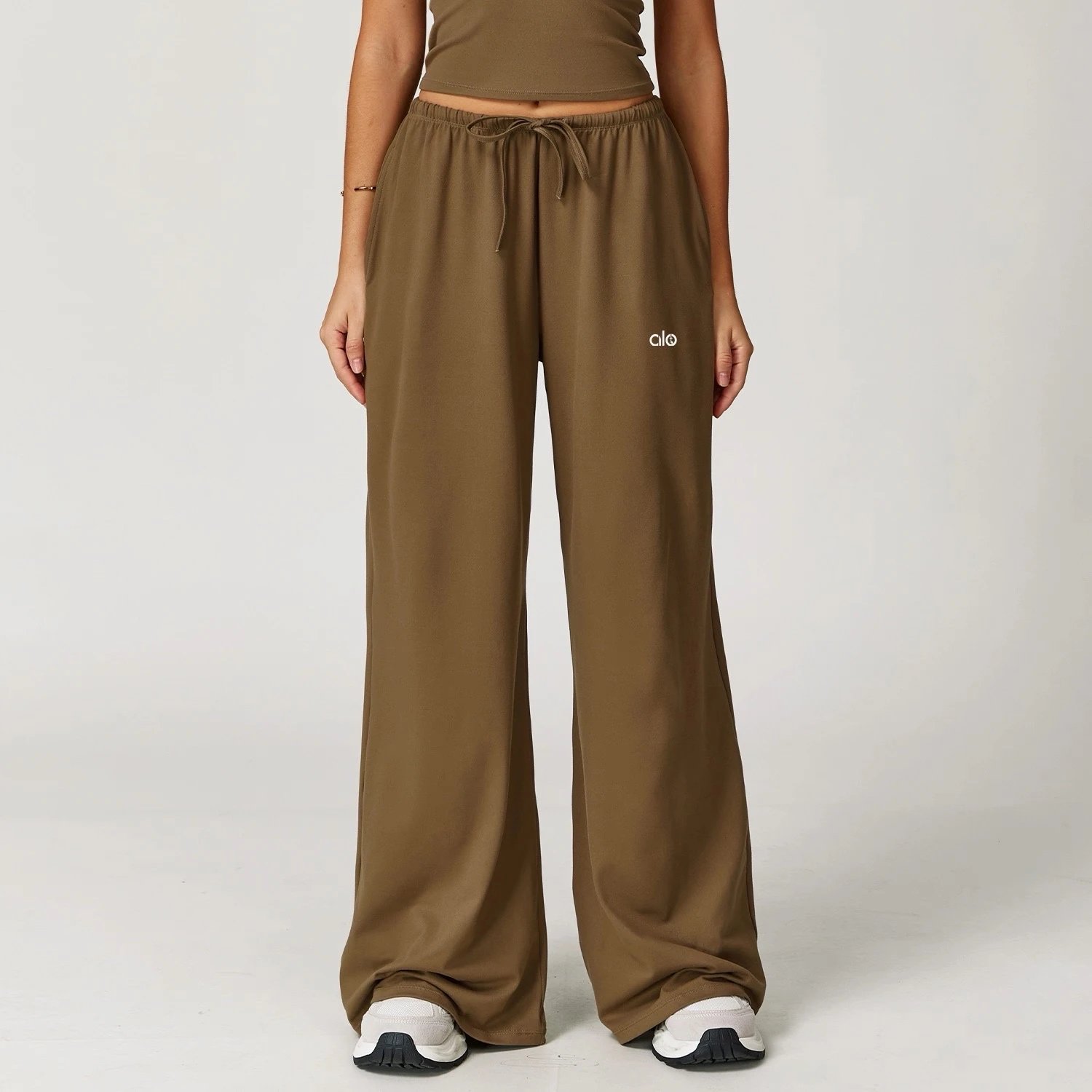 alo Trousers Wide-Leg Drawstring — Coffee color