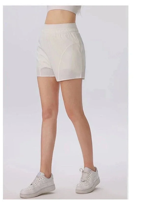 Alo Yoga Shorts High-waisted curved-seam athletic product detail image 20
