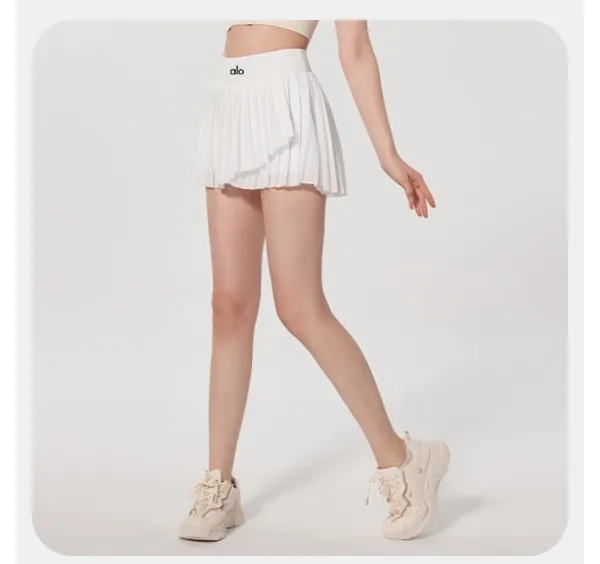 Alo Pleated Tennis Skirt Meatball Brown Shorts - 30