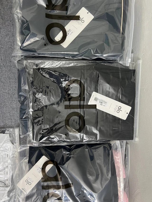 Alo Hoodie: seller detail photo 2