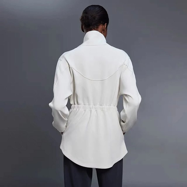 Alo Coat: seller detail photo 3