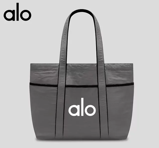 Alo Handbags Logo Tote Bag product detail image 9