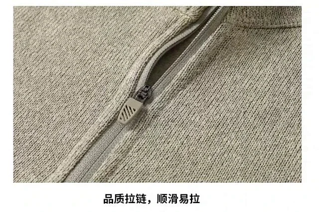 Alo Hoodies & Sweatshirts Quarter-Zip Fleece Pullover with Sleeve Zip Pocket product detail image 20