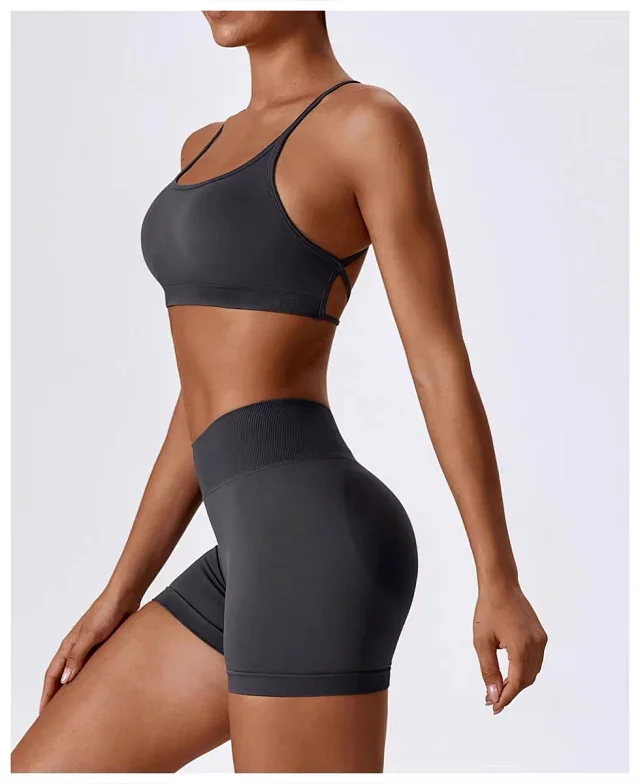 Alo Yoga Underwear Seamless strappy-back sports bra product detail image 34