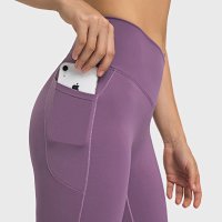 Alo Pants — seller photo 3