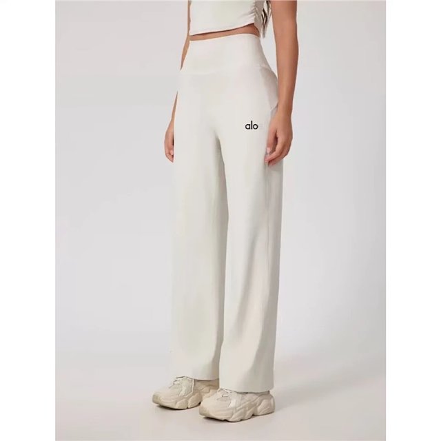 Alo Pants: seller detail photo 2