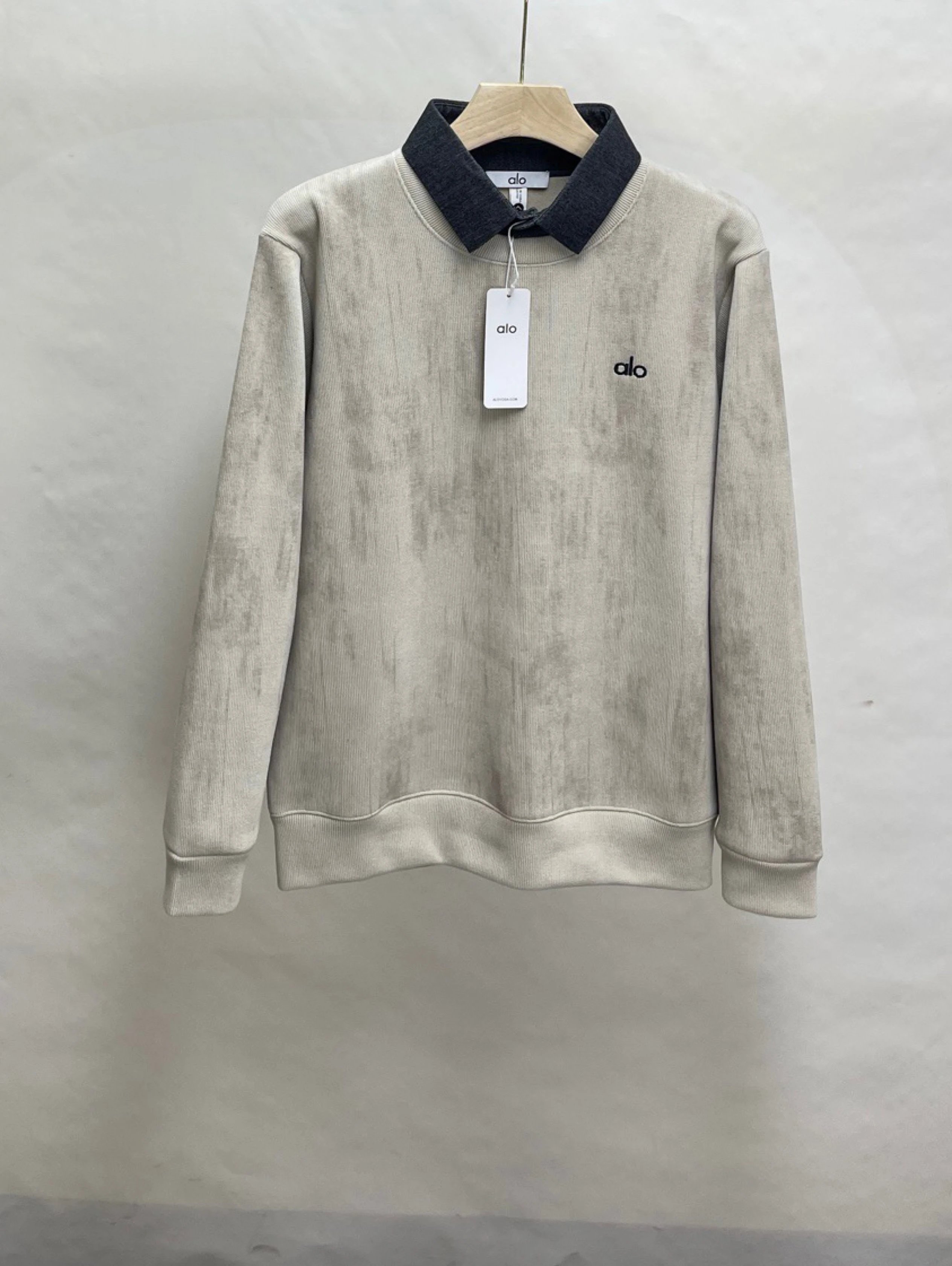Alo Hoodies & Sweatshirts Contrast Collar Sweatshirt image 7