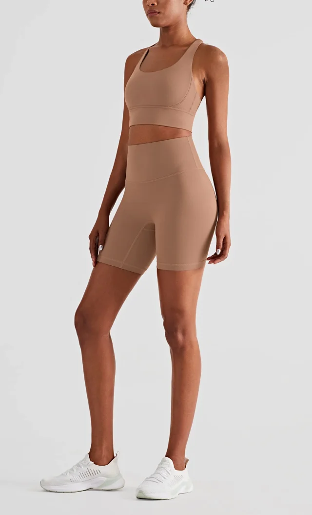 Alo Yoga Shorts High-Waisted Biker product detail image 38