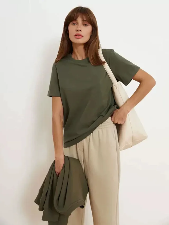Alo Yoga T-Shirts Women's short-sleeve crewneck T-shirt product detail image 14