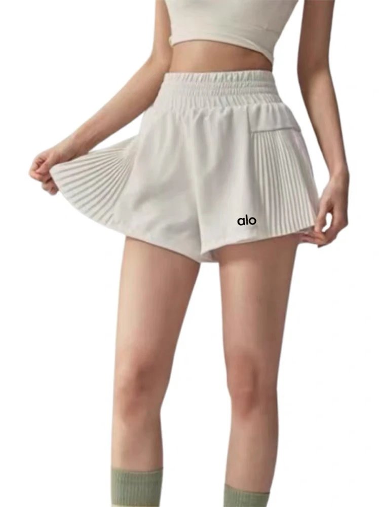 Alo Shorts High-Waisted Pleated Side-Panel image 5