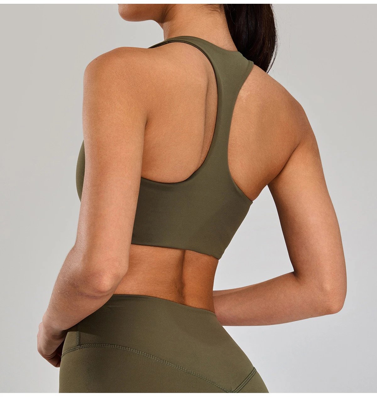 Alo Yoga High-Neck Sports Bra Black Activewear - 35