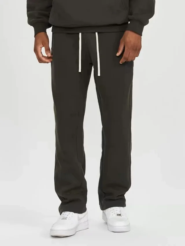 Alo Yoga Crewneck sweatshirt and drawstring jogger pants product detail image 15