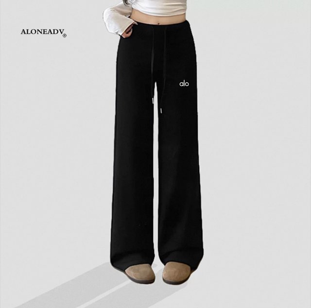 Alo Pants: seller detail photo 4