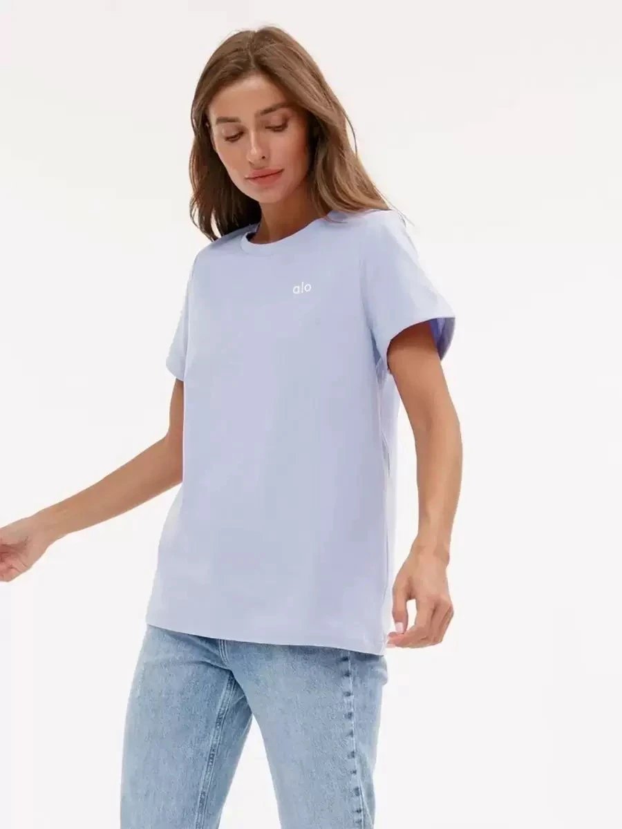 Alo Yoga T-Shirts Women's short-sleeve crewneck T-shirt image 10