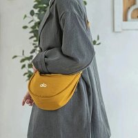 Lemon yellow