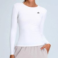 Alo Long Tee — seller photo 8