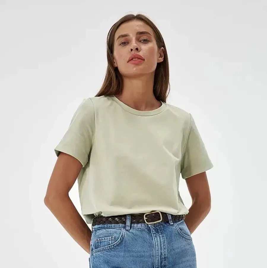 Alo Yoga T-Shirts Women's short-sleeve crewneck T-shirt — Tender green
