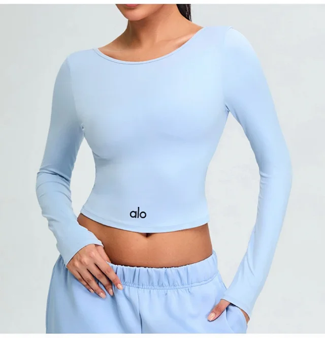 Alo T-Shirts Long-Sleeve Open-Back Cropped Top product detail image 2