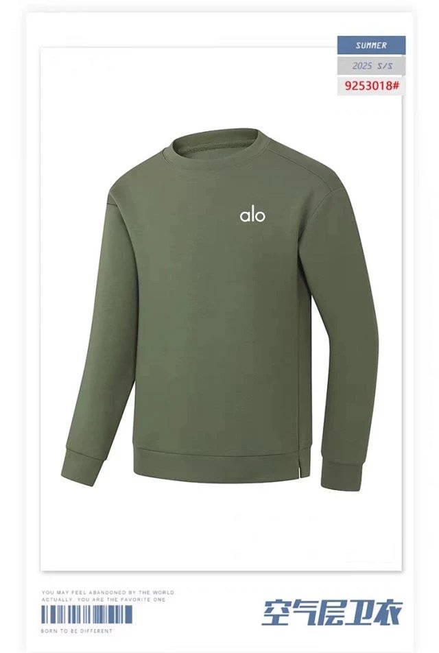 Alo Hoodies & Sweatshirts Logo Crewneck Sweatshirt with Side Hem Slit image 7