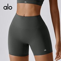 Alo Short — seller photo 5