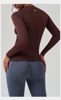 Alo Long Tee — seller photo 8
