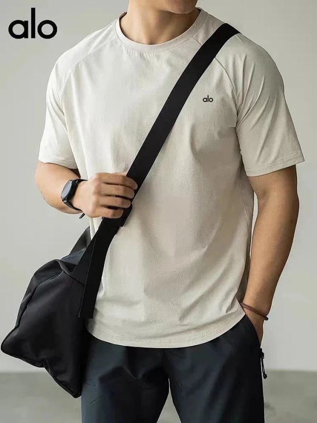 Alo T-Shirt [3 styles]