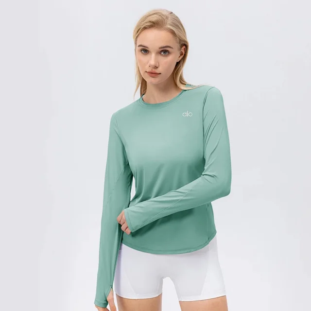 Alo Yoga Shirts Long-Sleeve Thumbhole Shirt with Curved Hem product detail image 6