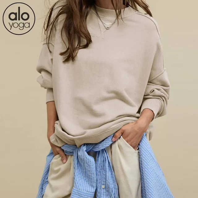 Alo Yoga Hoodies & Sweatshirts Oversized drop-shoulder crewneck sweatshirt product detail image 7